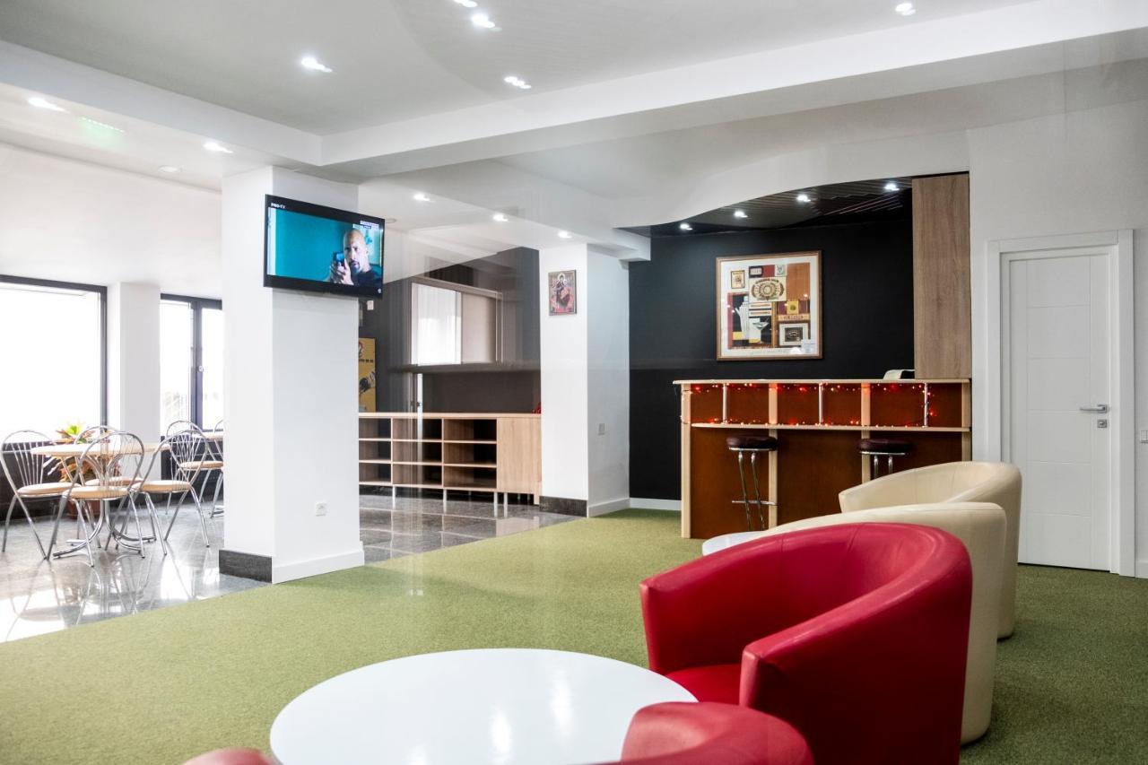 Casa Gabriela Hotel Букурещ Екстериор снимка