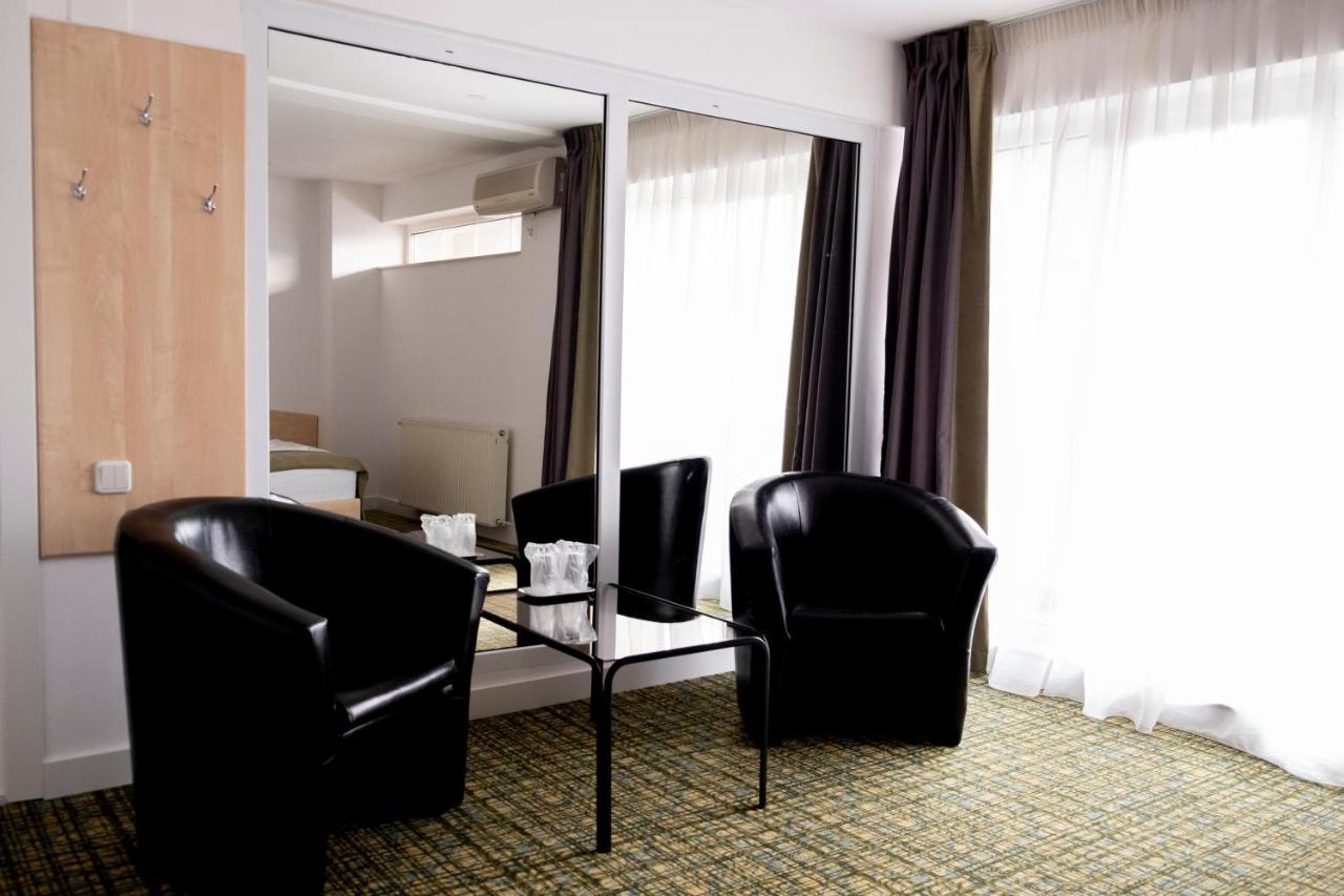 Casa Gabriela Hotel Букурещ Екстериор снимка