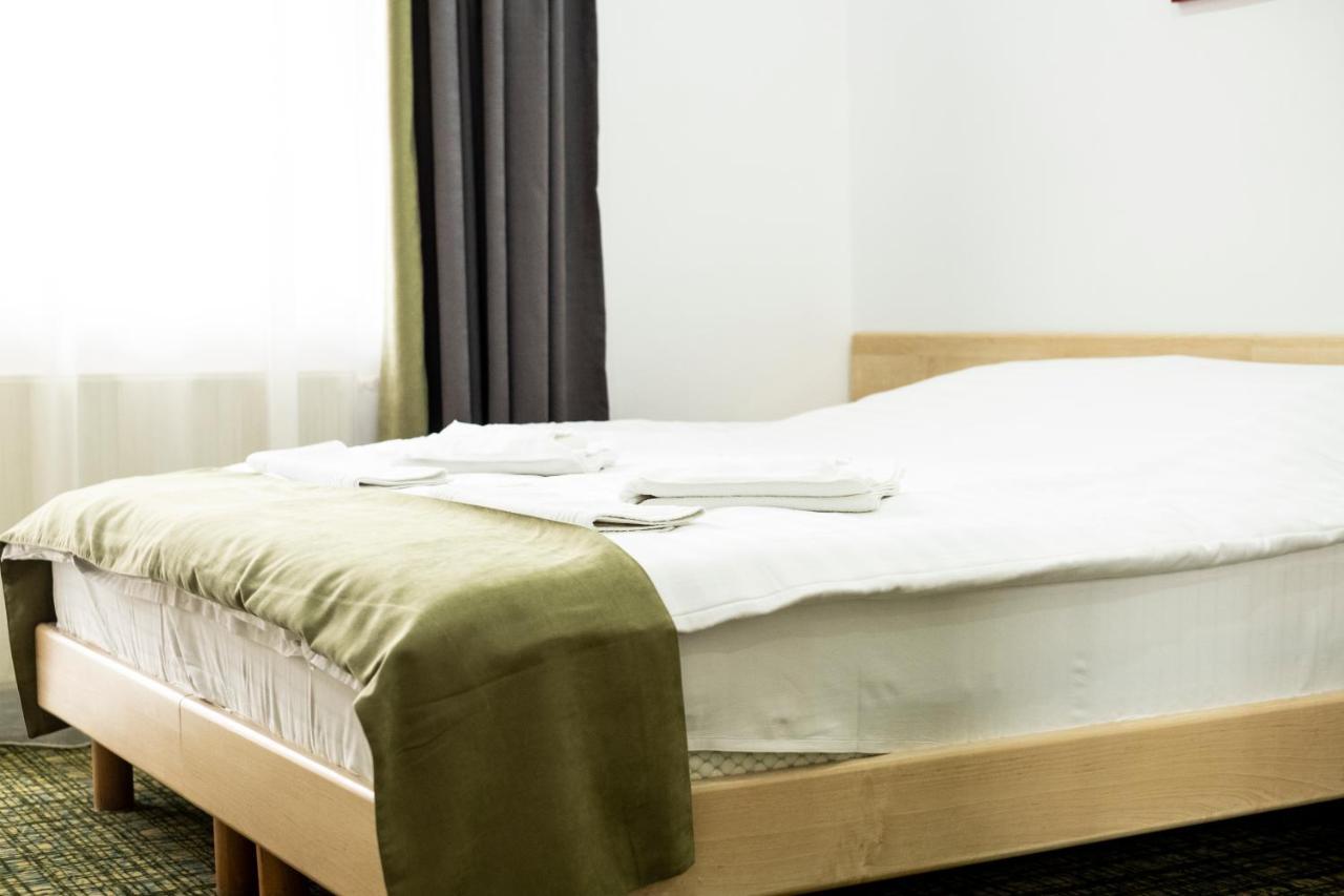Casa Gabriela Hotel Букурещ Екстериор снимка