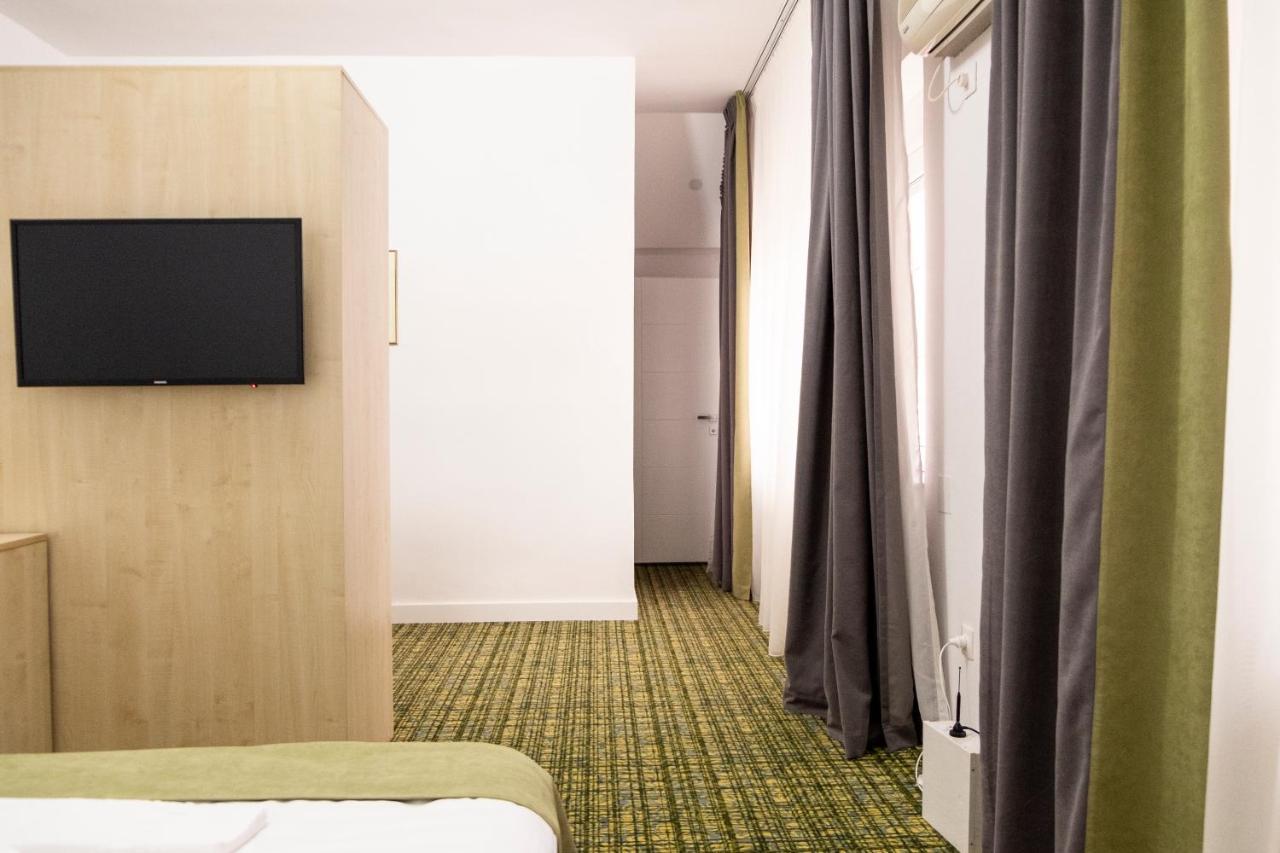 Casa Gabriela Hotel Букурещ Екстериор снимка