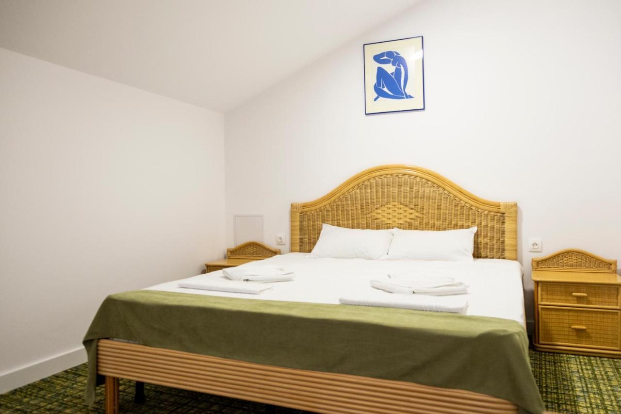 Casa Gabriela Hotel Букурещ Екстериор снимка