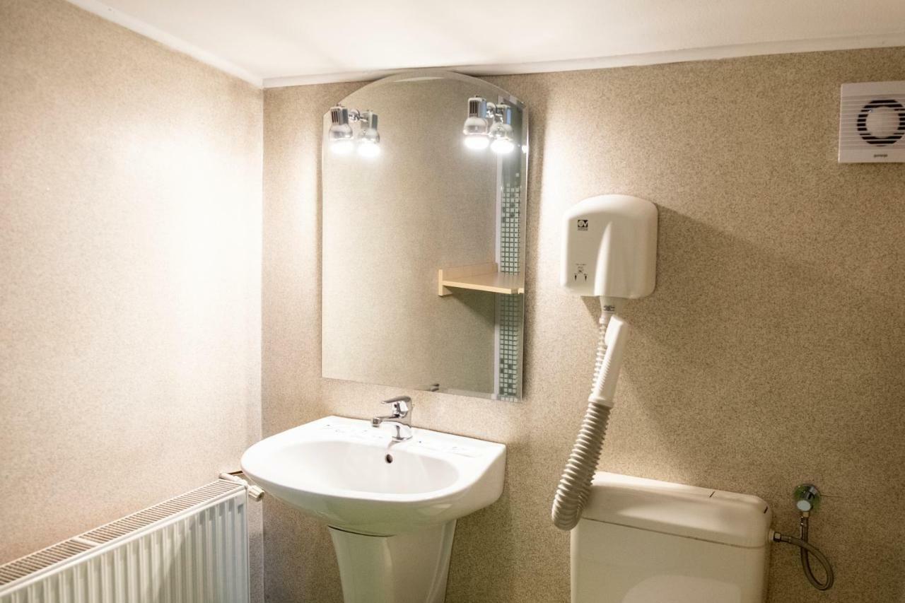 Casa Gabriela Hotel Букурещ Екстериор снимка